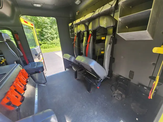 2006 American LaFrance Engine Asking $50,000 - Image 13