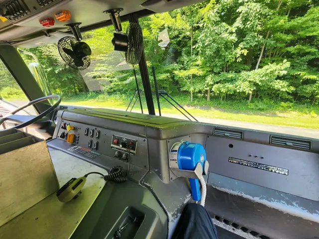 2006 American LaFrance Engine Asking $50,000 - Image 15