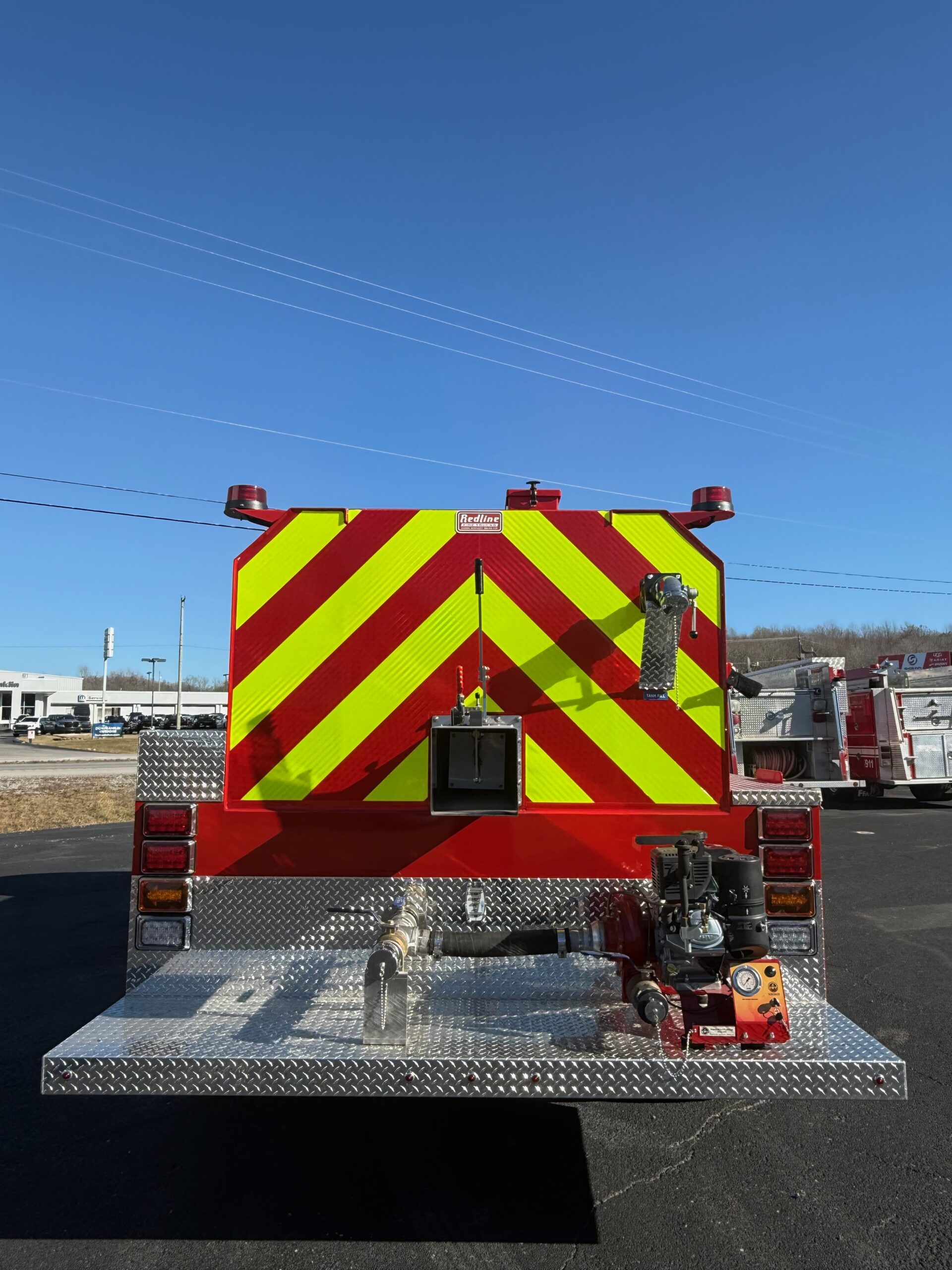 2025 MACK MD7 Wet-Side Tanker - Image 5